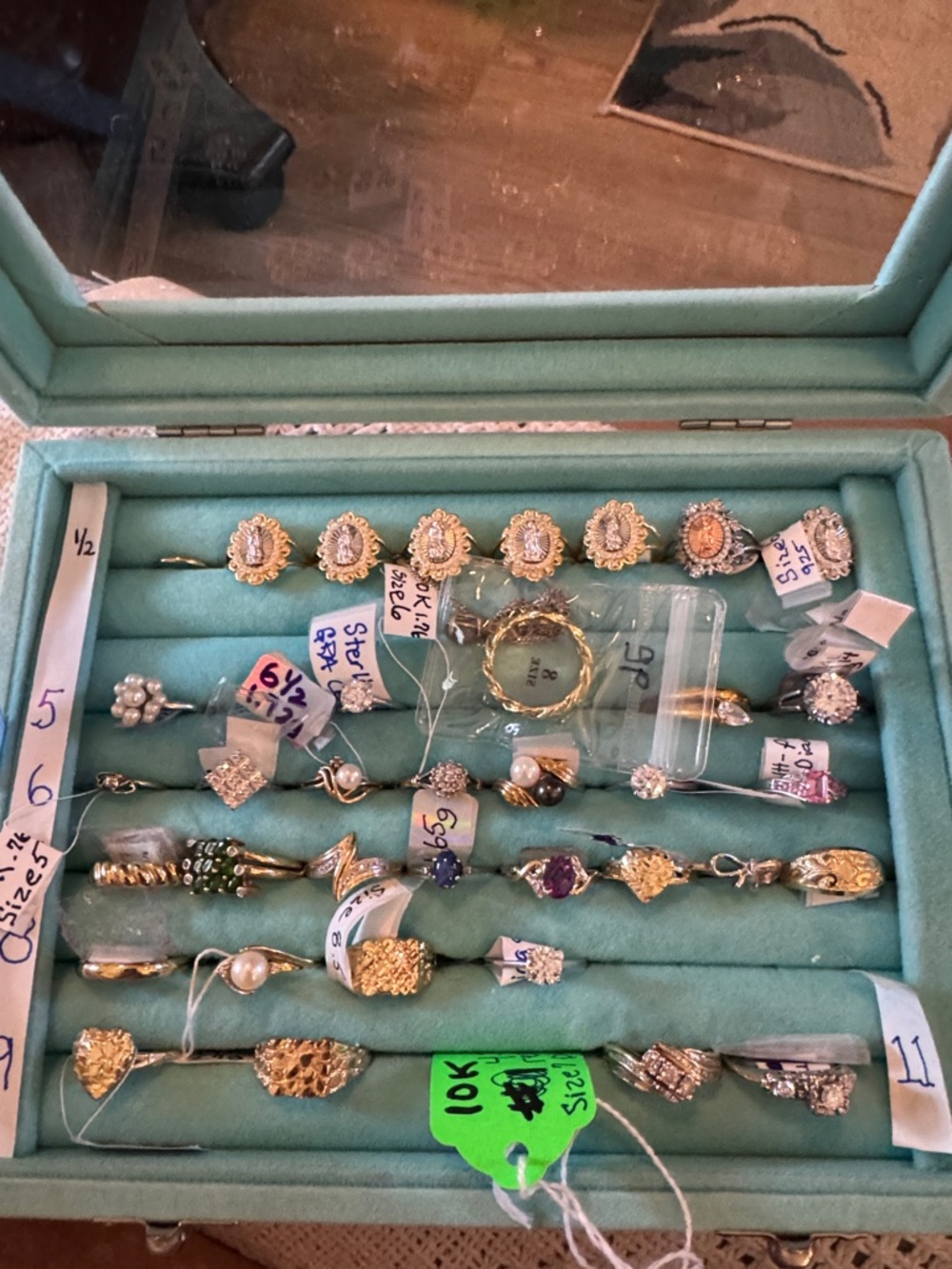 many rings real solid gold and gemstones lmk which one u want I’ll give price